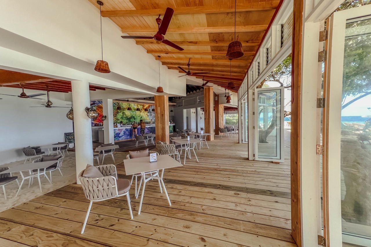 Malahini Kuda Bandos Resort Hulhumale Esterno foto The interior of the restaurant