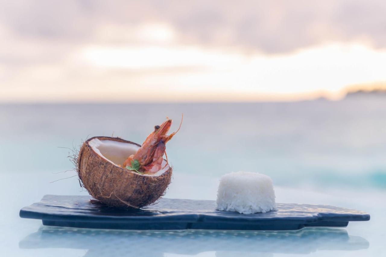 Malahini Kuda Bandos Resort Hulhumale Esterno foto Coconut and shrimp