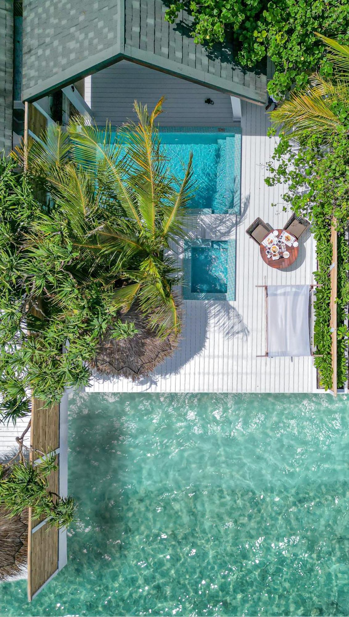 Malahini Kuda Bandos Resort Hulhumale Esterno foto The pool at the hotel